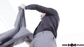 Ricky Larkin’s Large Dong Gets Slobbered By Beauty Willow Ryder!