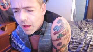 Livecam undress buttplug