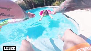 Spinner Doxy Gets Her Guts Crushed Beneath The Sun