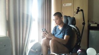 Moments from the quiet side of everyday life