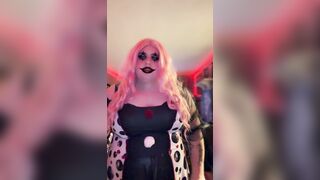 Loser Ginny clown task