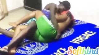 That babe's In love with lengthy ebony dong. I bang her untill that babe's screaming