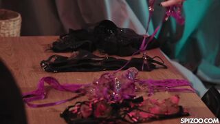 Skinny Honey Kristy Ebony Wishes For A Valuable Bang