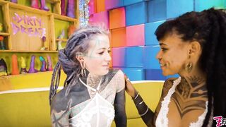 Tattooed Lesbo Belt-on Bang Squirting and Urinate Play