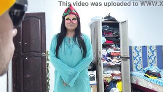 Sexy stepfather takes advantage of his stepdaughter's trust by asking her for filthy things