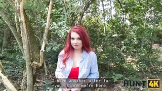 HUNT4K. Miss Olivia showed her red underware and banged in front of her BF