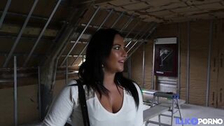 Eva is a lascivious, French brunette hair who loves a priceless bang, even with a total stranger