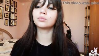 Brunette hair with natural large lips smokin' out of lip makeup