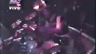 Enghaw (GLM) live at Hollywood Emo 93 in Rio de Janeiro