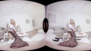 VirtualRealPorn.com - Giving presents to myself