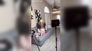 Alt Alt Hoes Screws Large Knob Clown