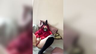 Bunny hotty comes untill this babe's weak ????