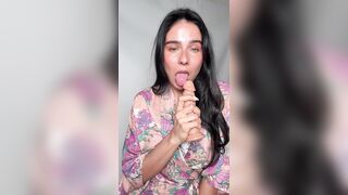 Older Bitch Worships Sex-toy with Soaked Throat ????