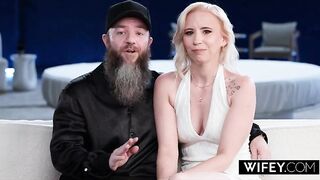 "Her entire goal is to extract cum without u, with the almost all efficiency". Nearly high-college chicks Nora and Oliver started the lifestyle in their twenties and not at any time looked back.