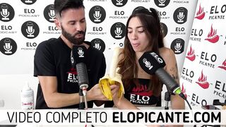 AURA SE TRAGA LA CREMA EN EL CUARTO PICANTE