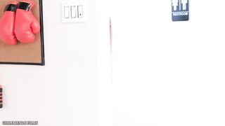 Blondi Munches Hawt Crush Trainor's Vagina