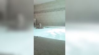 Hawt Stud In Sexy Tub