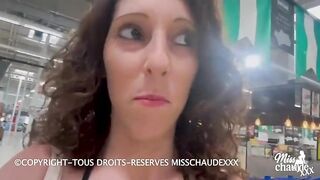 ????????Misschaudexxx, Exhib dans un supermarché