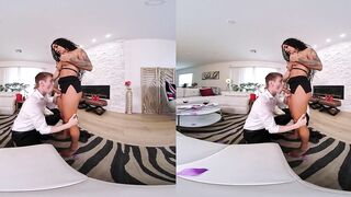 Celebrating Valentines with Large Schlong Ts Latin chick Eva Maxim