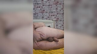 Trying to fist my booty as a beginner - Amateur Homosexual solo fisting