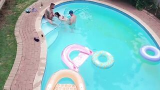 Flying around with my drone and the neighbours had an fuckfest in the swimming pool