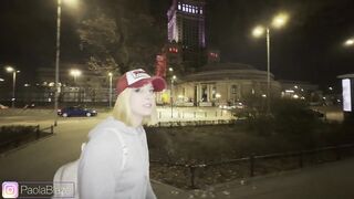 Dałam się wyruchać w cipkę mojemu widzowi, który spotkał mnie na mieście - POLSKIE PORNO