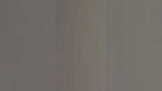 Aunt avoids a large wench - part #1