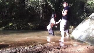 PART ONE I go out to explore nature I discover a male and ask him to bang my butt and this chab gives me a great screw and his load tastes agreeable