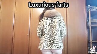 Super lengthy compilation of superlatively good scenes from newest fart fetish clips from XO Bunny