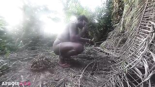 I screwed a breasty thick tribe lady in the midst of her village