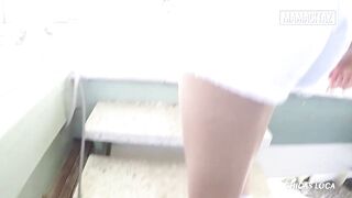 Hot Floozy Vyvan Hill Screwed Unfathomable by Spanish Dude Outside - MAMACITAZ