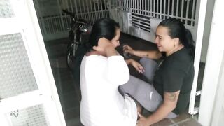 nada mas relajante que culiarme a la caliente de mi hermanastra