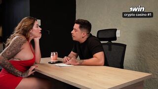 Sara blond y yo nos dejamos follar duro de mi jefe a cambio de un aumento! - AMBAR PRADA