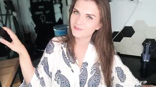 Sticky Stepmother’s Jizz flow was Caught by Her Nerdy Stepson and That guy Licked it