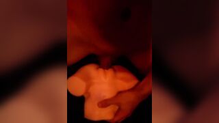 Hago que me cabalgue hasta acabar