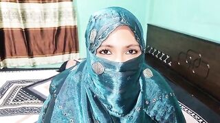 I brought the expatriate's wife to my abode and drilled her.