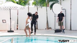 When a photographer gets bored of the same old supermodels, this chab finds real sex appeal when this chab meets Selva, who shows him how hardcore the locals like their sex.