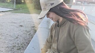 Porn actress has sex with stranger in PUBLIC!