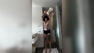 I get sexy when I imagine a dude aged than myself????