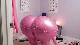 Voluptuous Pink Yoga Angel with Biggest Booty Disrobes to Belt