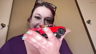 Giantess Stomps a Truck