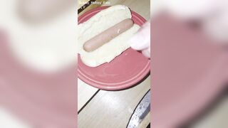 Hotdog! Get your hotdog!