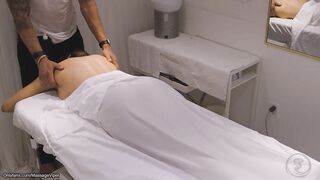 Cheating Wife Screws the Massage Therapist