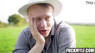 Eats Hijabi MILFs Vagina