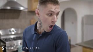 TRANSSENSUAL - Zac Bishop Fixes The Pipe Then Emma Rose Shows Up To Pay His Service By Banging Him
