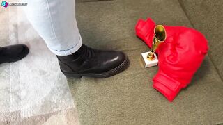 Steel Shoes Met His Large Useless Testicles! Smashing His Silly Unattractive Genitals - Dave Moon - Mia - Bbusting (ballbusting)