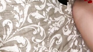 Il se vide dans mon cul avec un gode dans la chatte ; by « Ève se lâche »