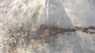 A mother I'd like to fuck void urine, during the time that walking behind the garages on the street and in the yard. Urine from beneath her hairless twat.