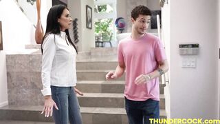 Hot mother I'd like to fuck Reagan Foxx screws a Biggest Dick