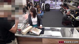 mother I'd like to fuck sells her spouse's stuff for bail $$$ - XXX Pawn